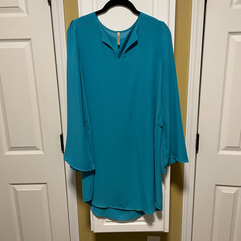 Women’s dress